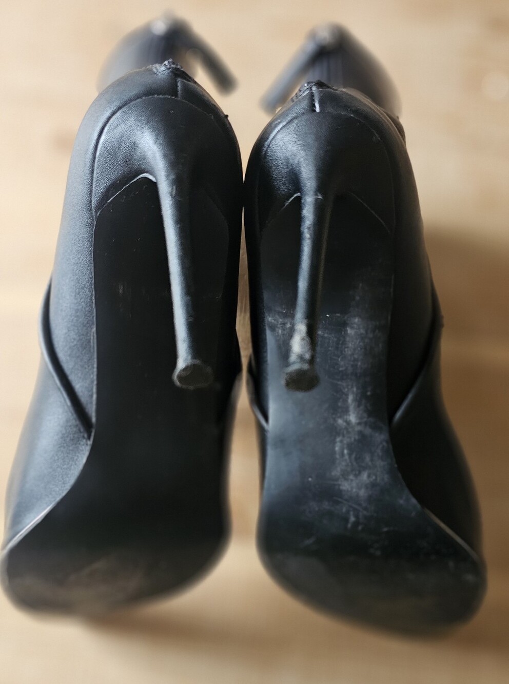 Steve Madden Black Pointed Toe Stiletto Ankle Booties Size 11 - Picture 6 of 7
